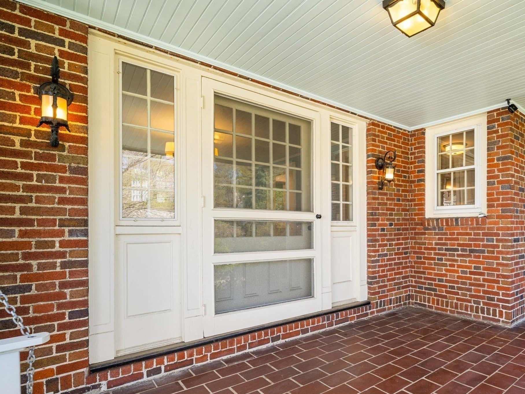 292 Pond St, Brookline, MA Photo #4