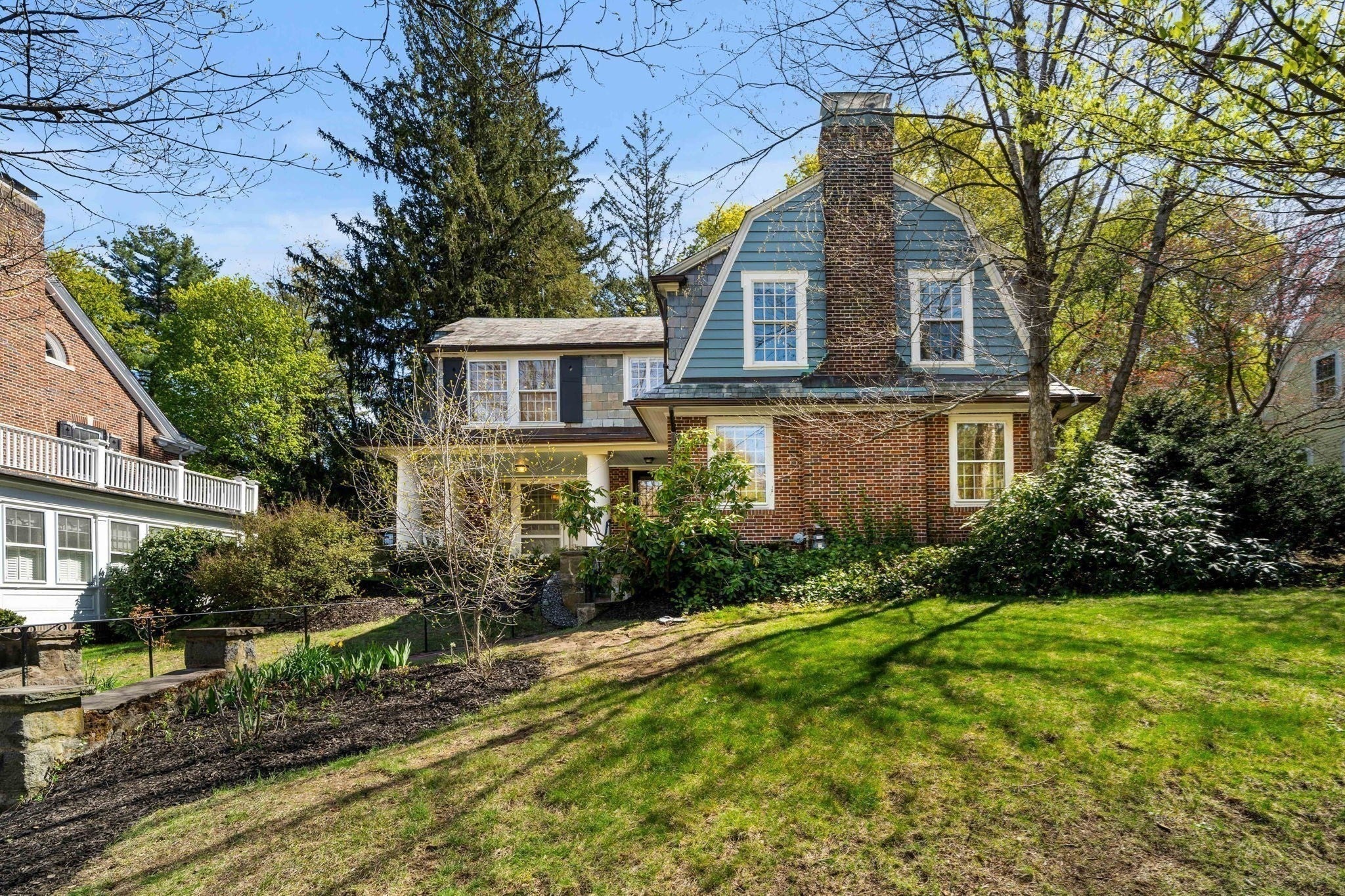 292 Pond St, Brookline, MA Photo #33