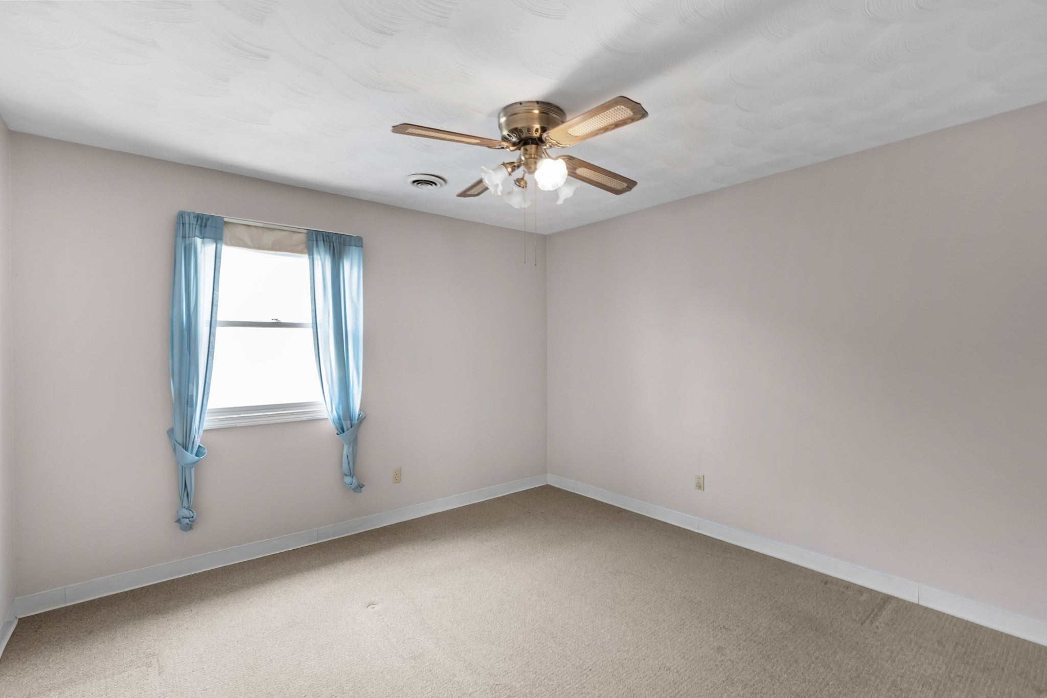 70 North Court #F, Fall River, MA, 70 North Court #F, Fall River, MA Photo #14