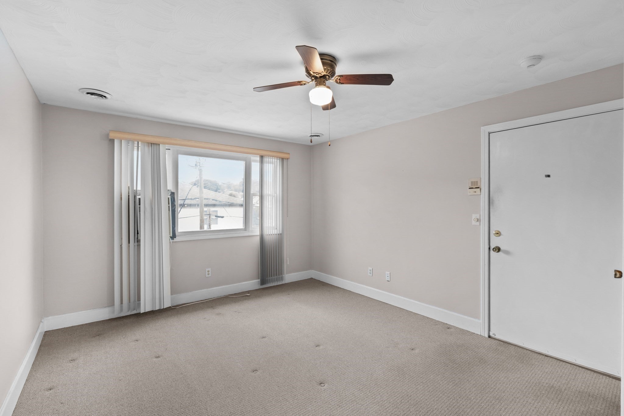 70 North Court F