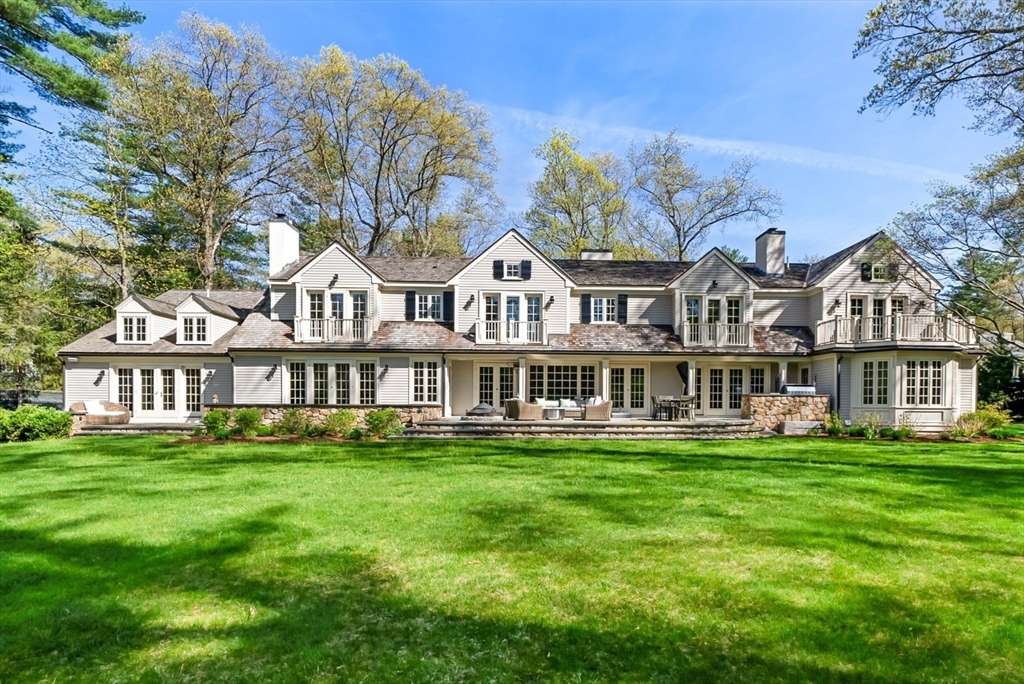 12 Winding River Circle