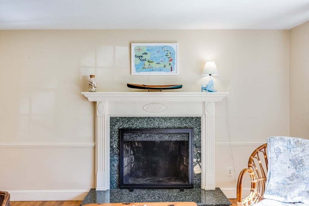 11 Acorn Road