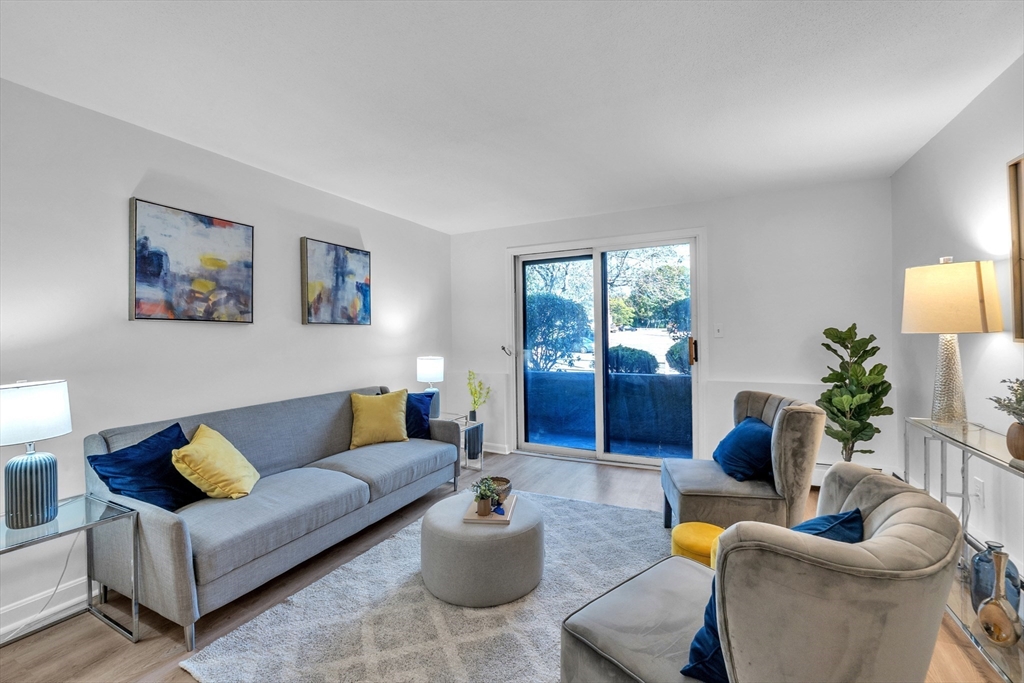 25 Pine St B