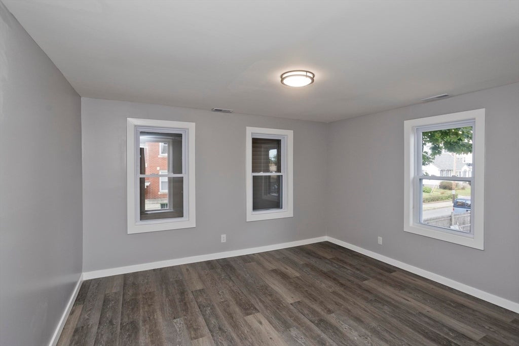 12 School St, Holyoke, MA, 12 School St, Holyoke, MA Photo #26
