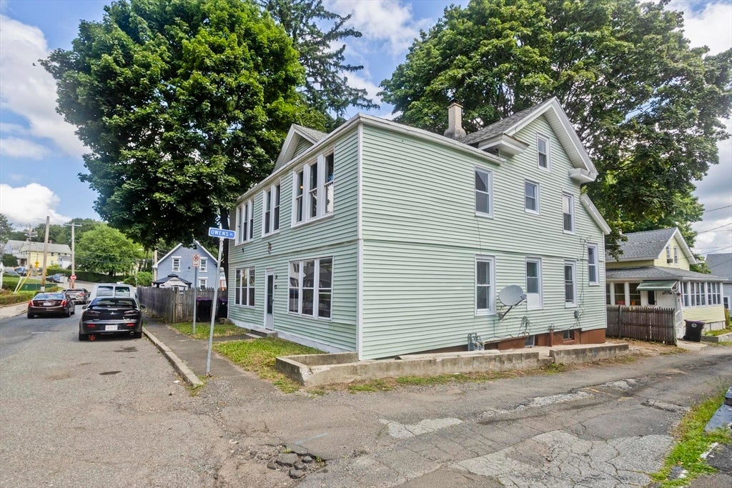 12 School St, Holyoke, MA, 12 School St, Holyoke, MA Photo #35