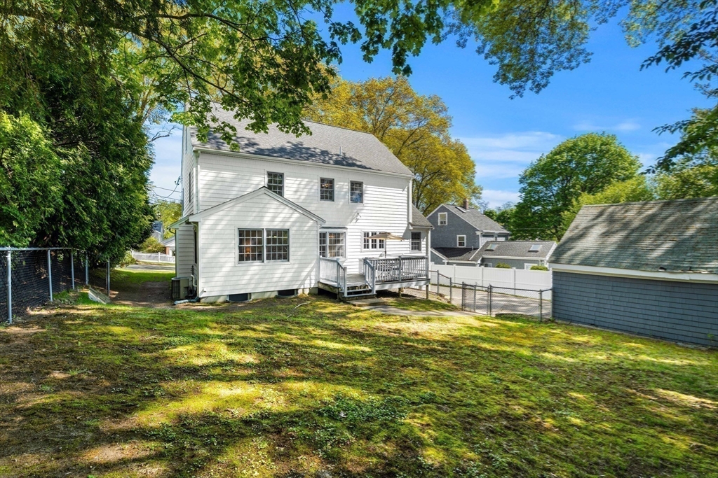18 Taff Road, Milton, MA Photo #14