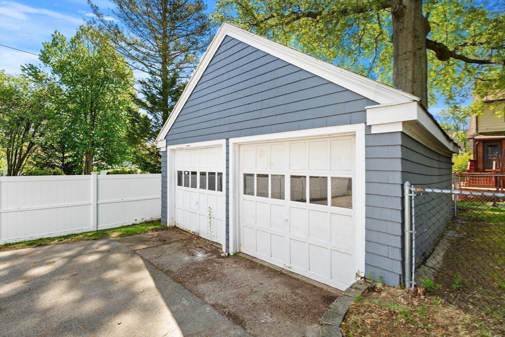 18 Taff Road, Milton, MA Photo #15