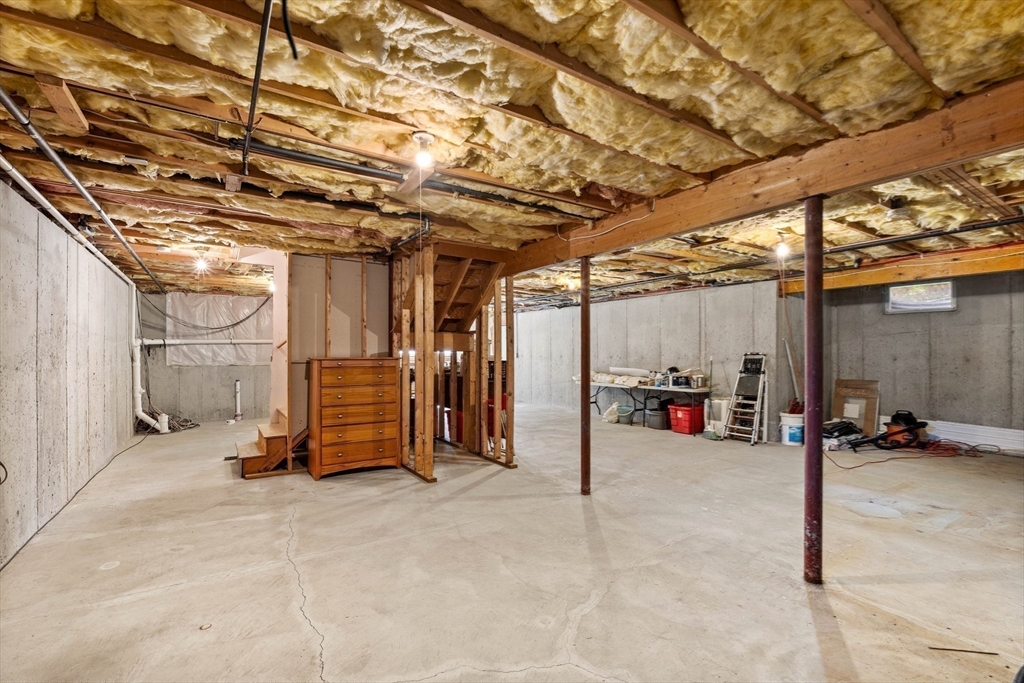 18 Taff Road, Milton, MA Photo #20