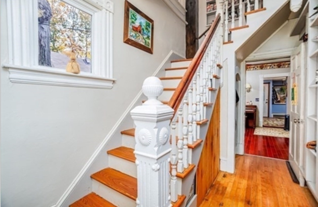 182 Cottage St
