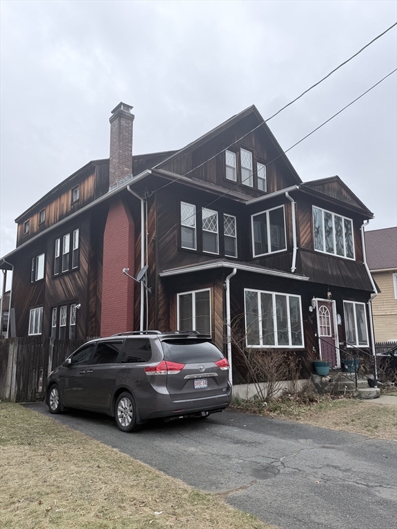 120-122 East Alvord Street