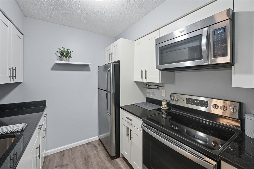 36 Steeplechase Ct B36