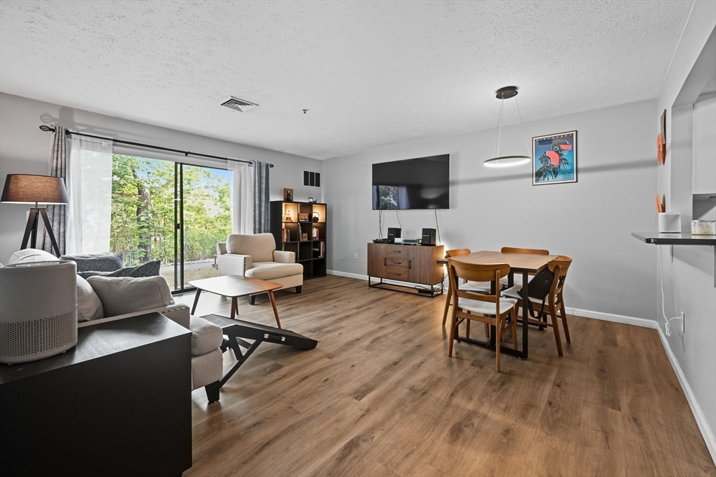 36 Steeplechase Ct B36