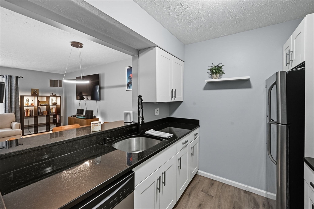 36 Steeplechase Ct B36