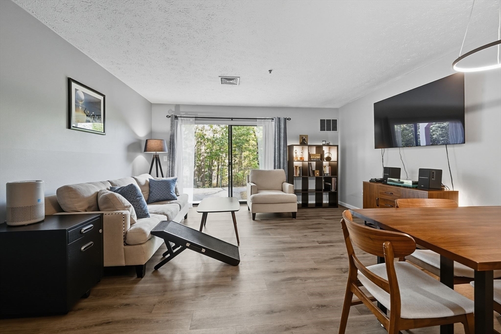 36 Steeplechase Ct B36