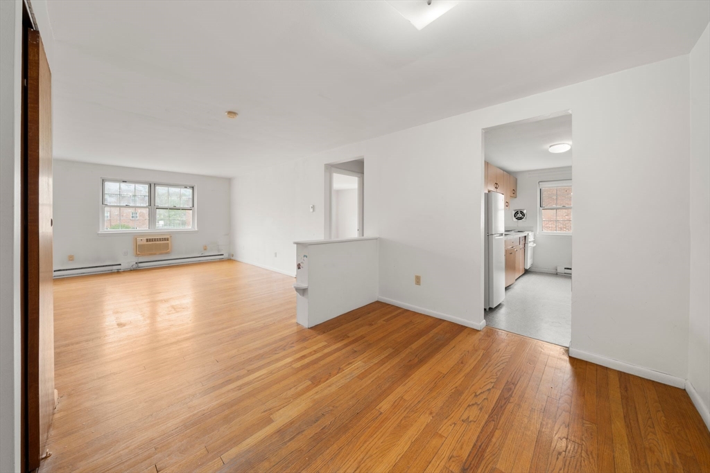 11 Colonial Village Dr #8, Arlington, MA Photo #6