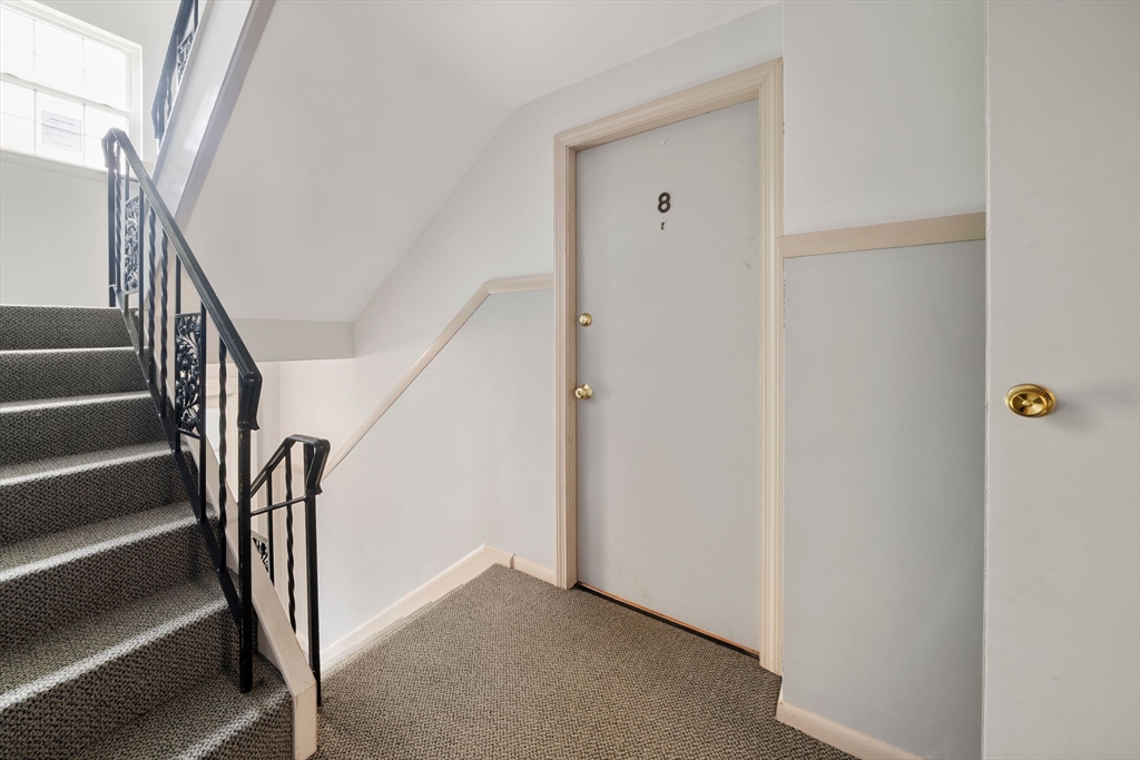 11 Colonial Village Dr #8, Arlington, MA Photo #16