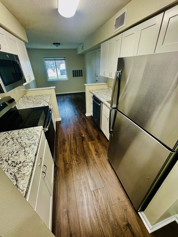 7 Beals Cove Rd 7A