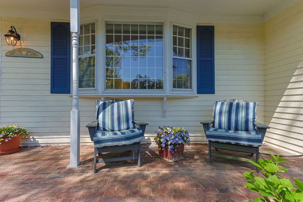 54 Mcnamara Avenue