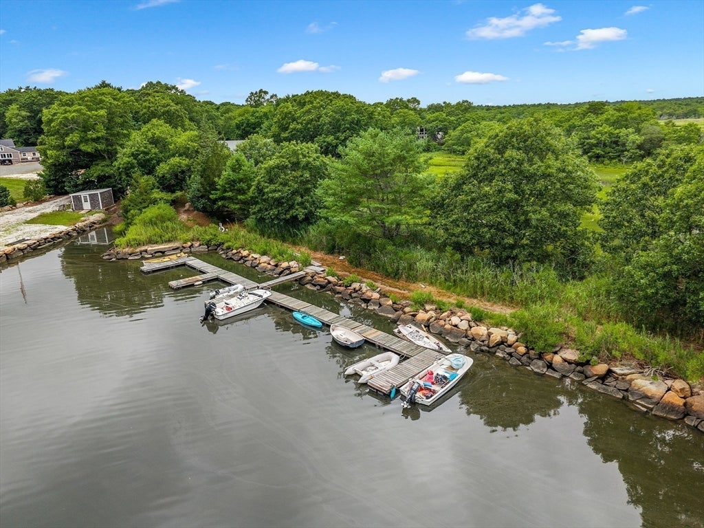 18 Indian Cove Rd