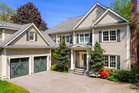 750 Hammond St Brookline MA 02467