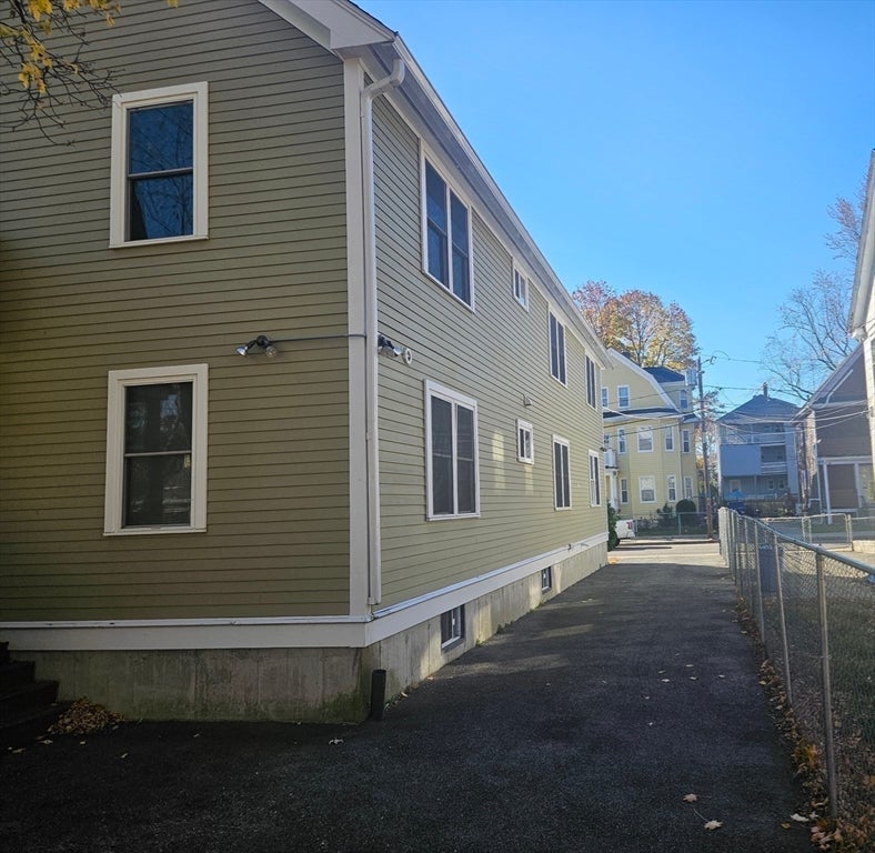 20 Massasoit St, Boston, MA, 20 Massasoit St, Boston, MA Photo #12