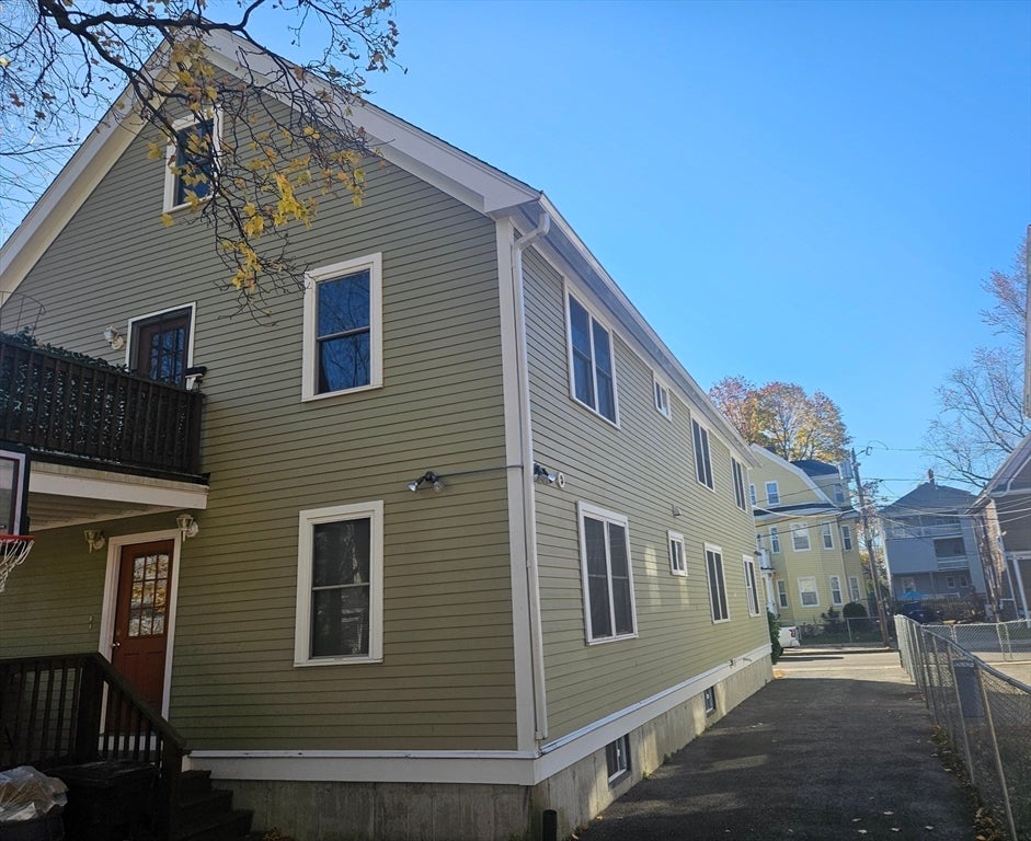 20 Massasoit St, Boston, MA, 20 Massasoit St, Boston, MA Photo #7