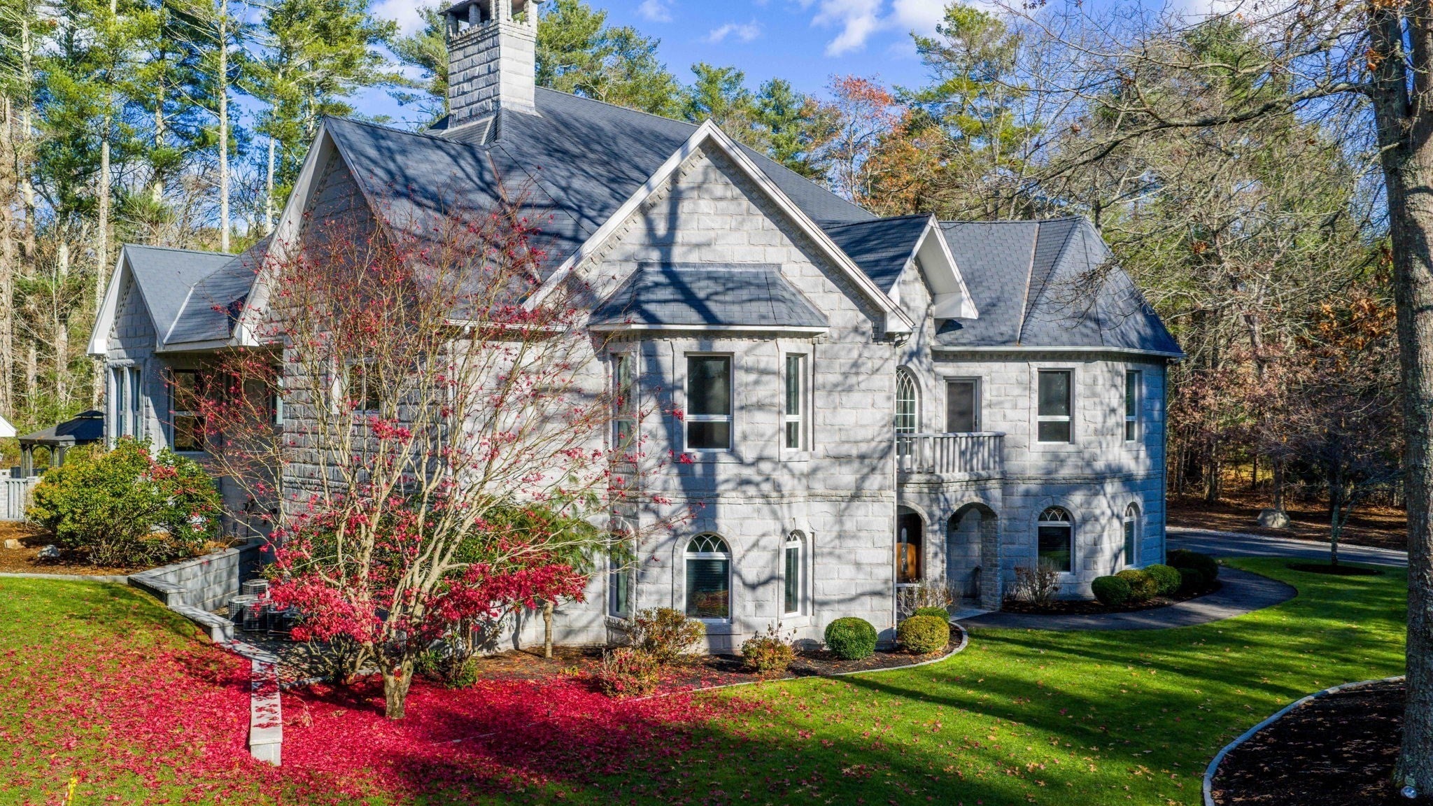 219 Chase Rd.