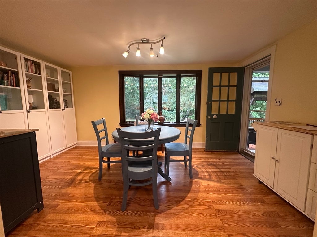 495 Thicket St, Weymouth, MA Photo #8