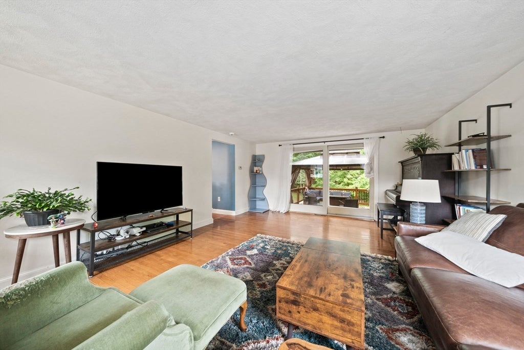 495 Thicket St, Weymouth, MA, 495 Thicket St, Weymouth, MA Photo #19