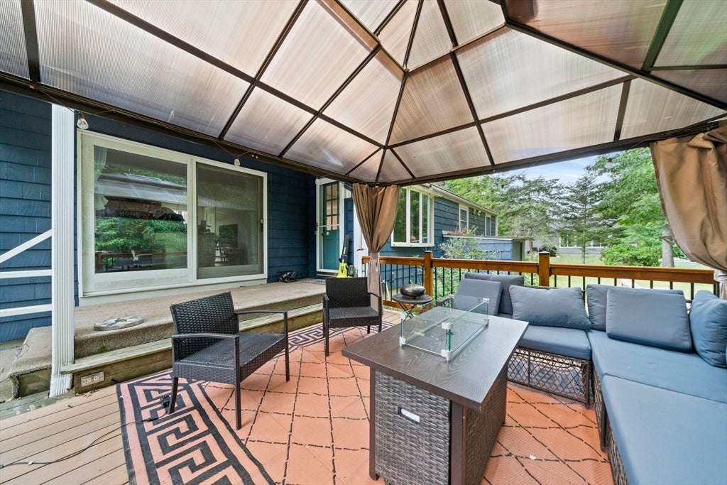 495 Thicket St, Weymouth, MA, 495 Thicket St, Weymouth, MA Photo #24