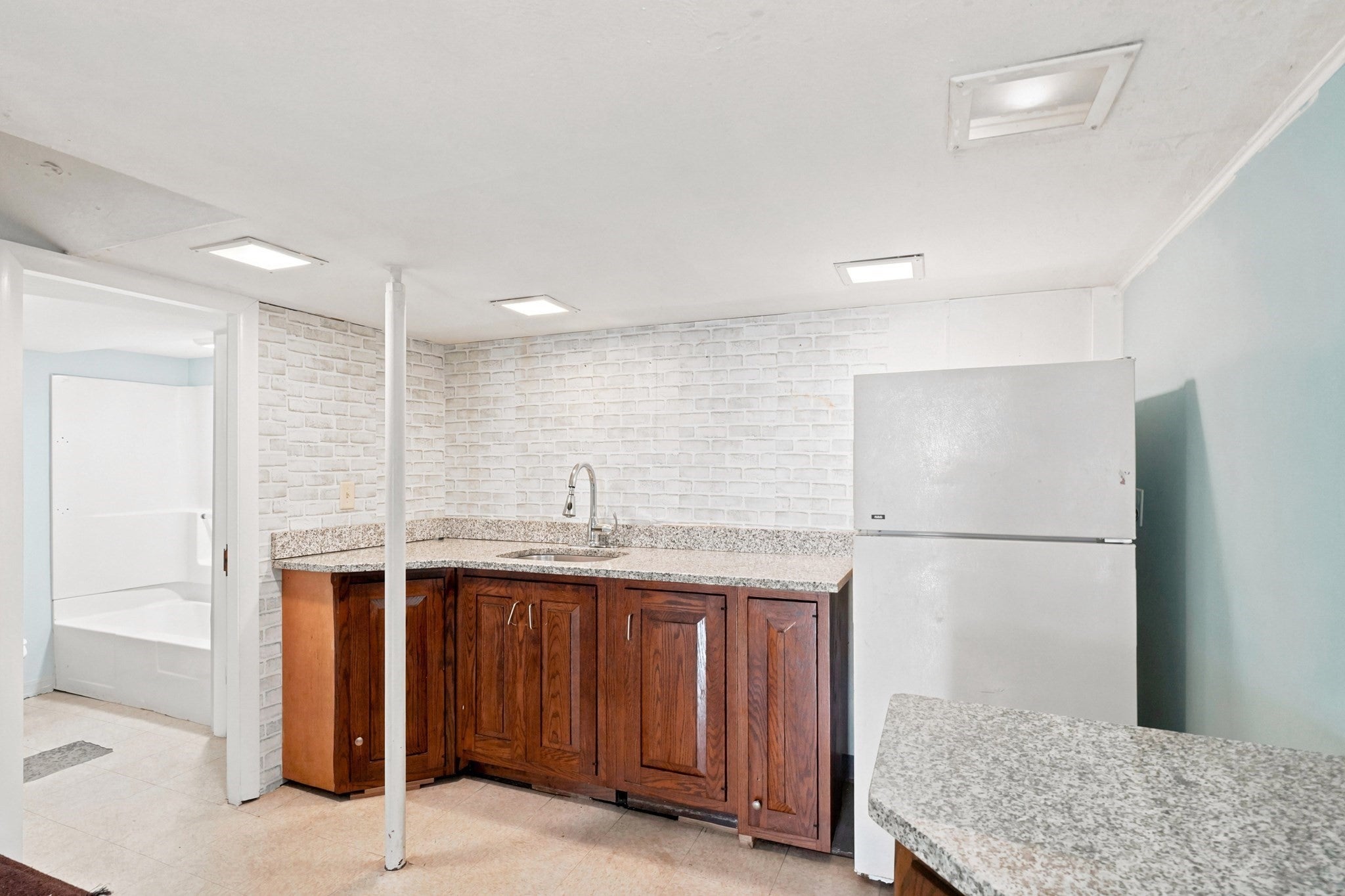 9 Glenway Ave, Peabody, MA, 9 Glenway Ave, Peabody, MA Photo #22