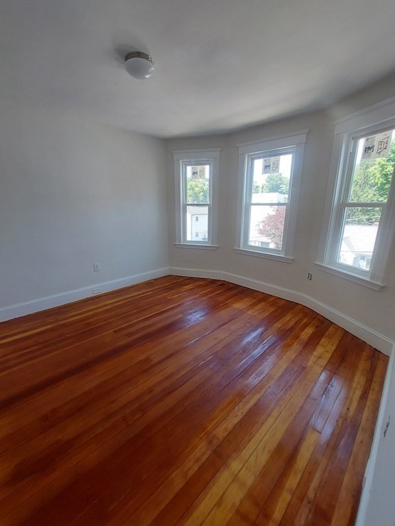 11 Groveland St 3