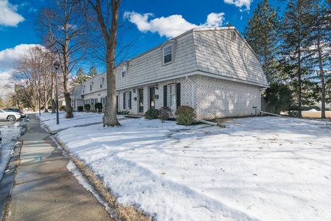58 Corey Colonial 58 Agawam MA 01001