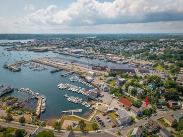 65 E Main St 3 Gloucester MA 01930