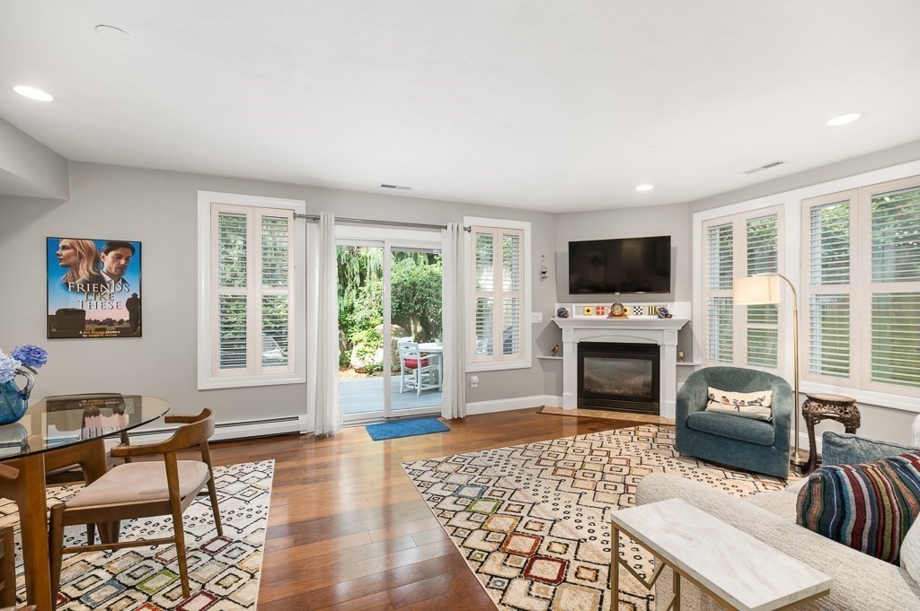 65 E Main St #3, Gloucester, MA, 65 E Main St #3, Gloucester, MA Photo #7