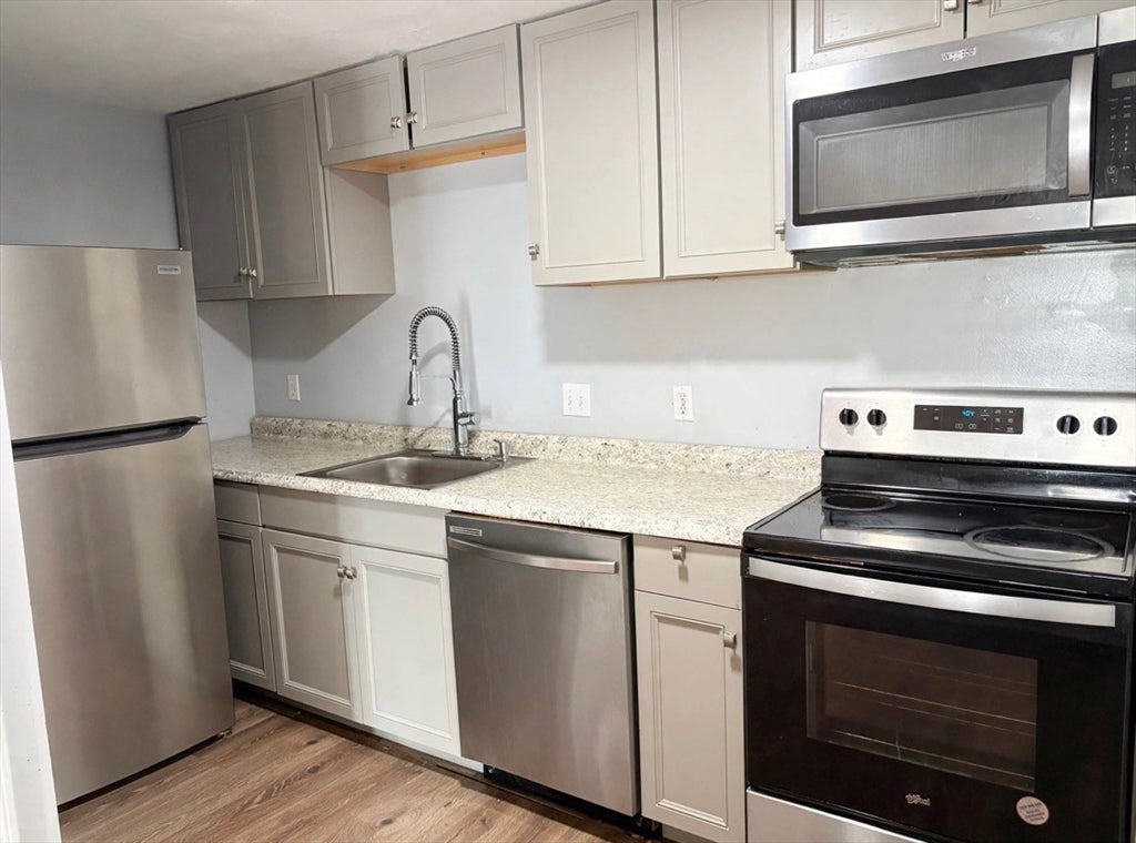 11 Gibbs ST #F85, Worcester, MA, 11 Gibbs ST #F85, Worcester, MA Photo #2