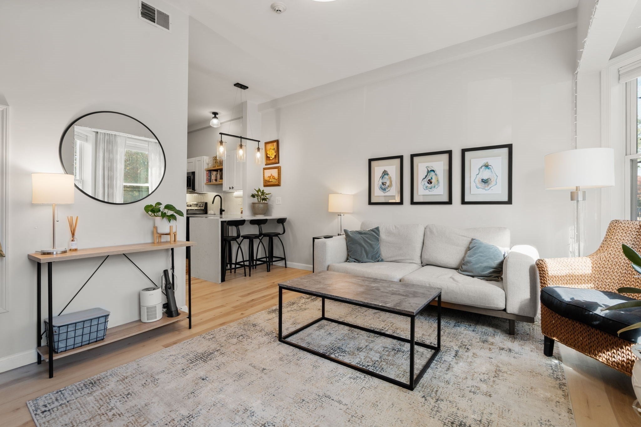 256 Bremen St #1, Boston, MA Photo #4