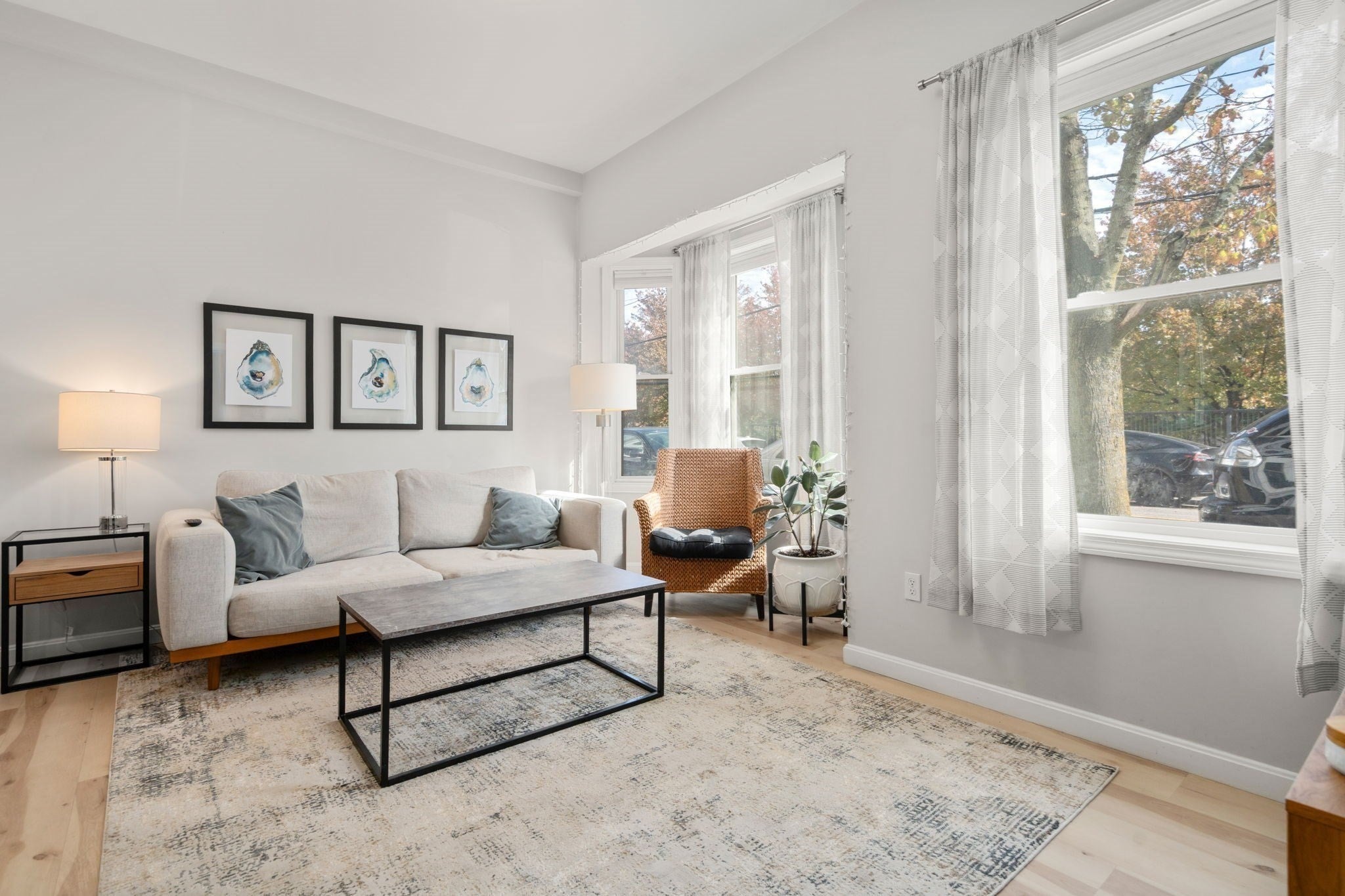 256 Bremen St #1, Boston, MA Photo #3