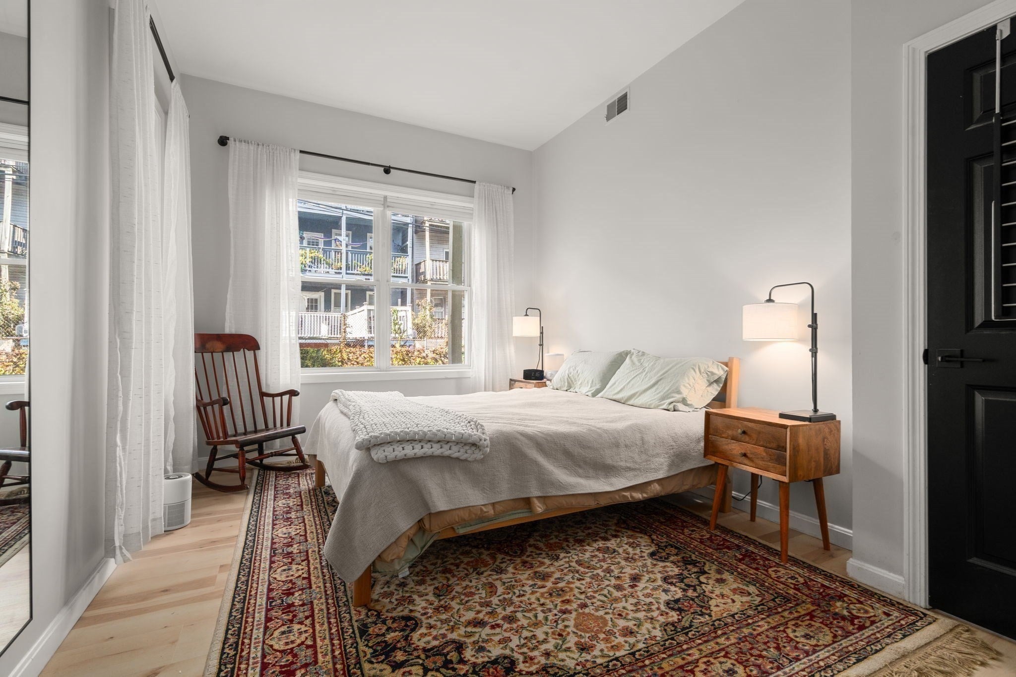 256 Bremen St #1, Boston, MA Photo #7