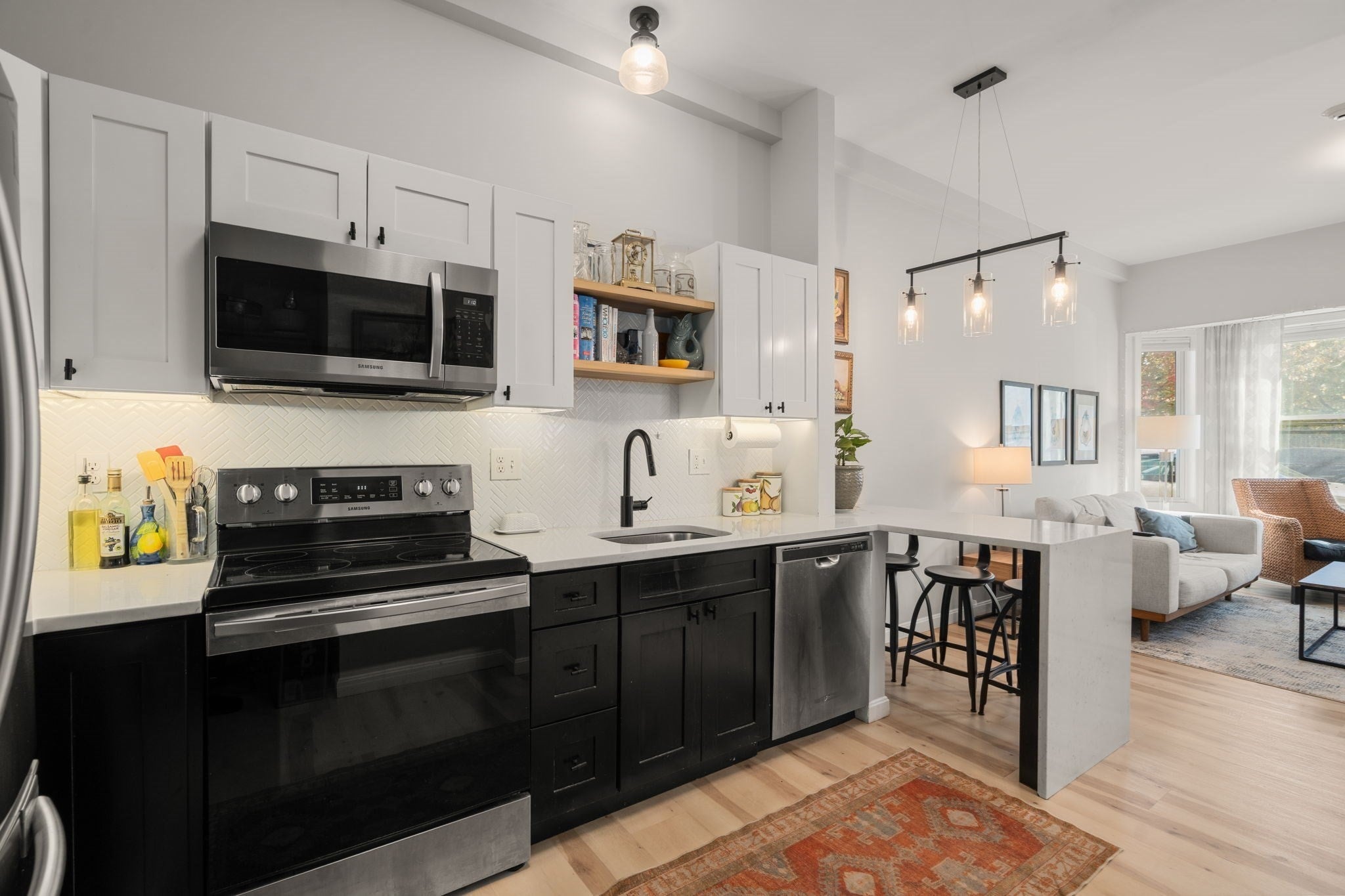 256 Bremen St #1, Boston, MA Photo #6