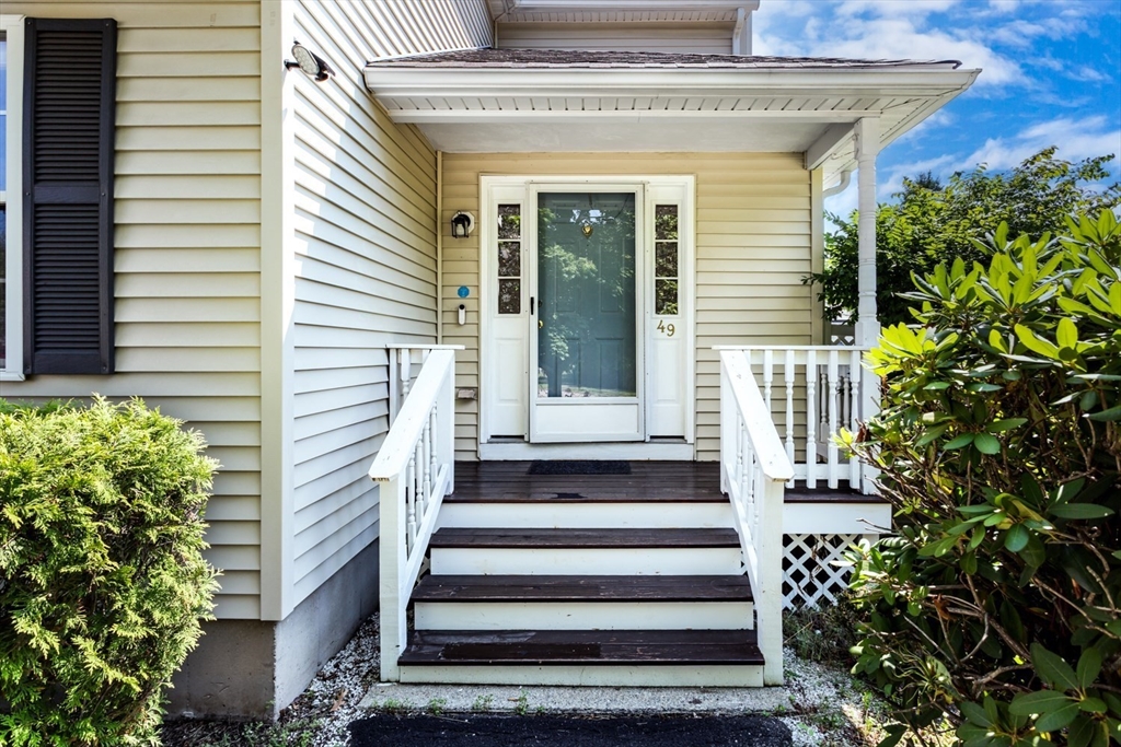 49 Palomino Dr