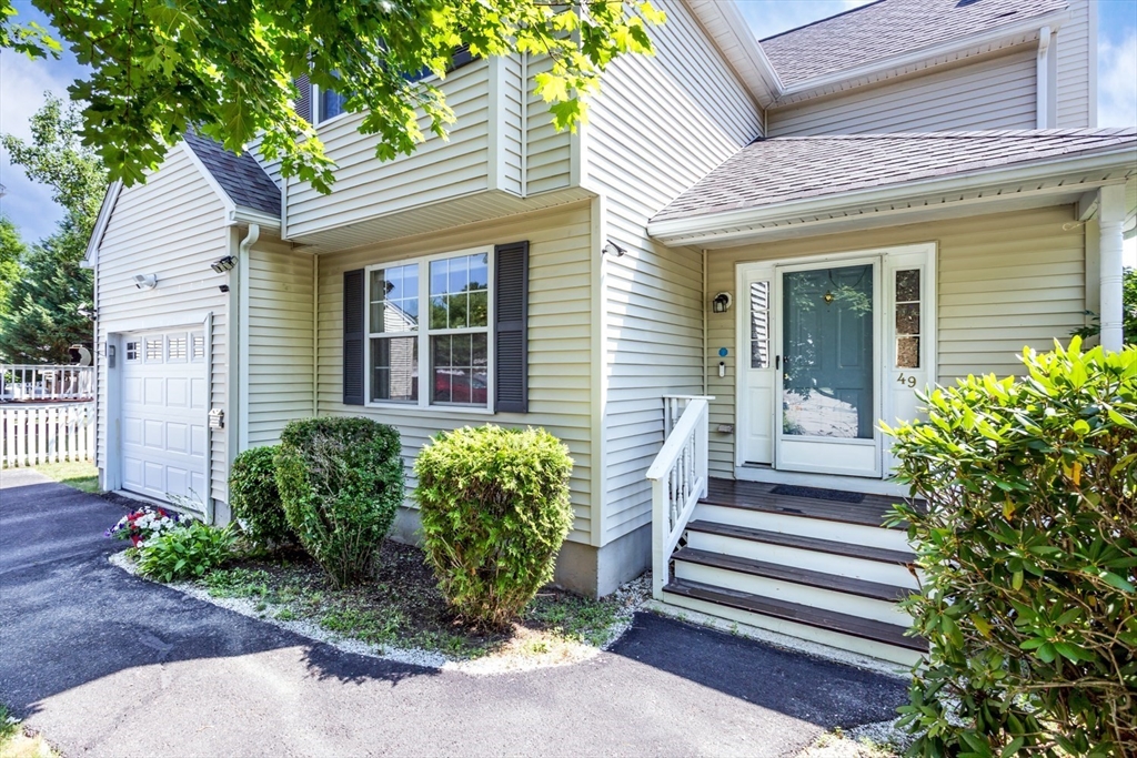 49 Palomino Dr