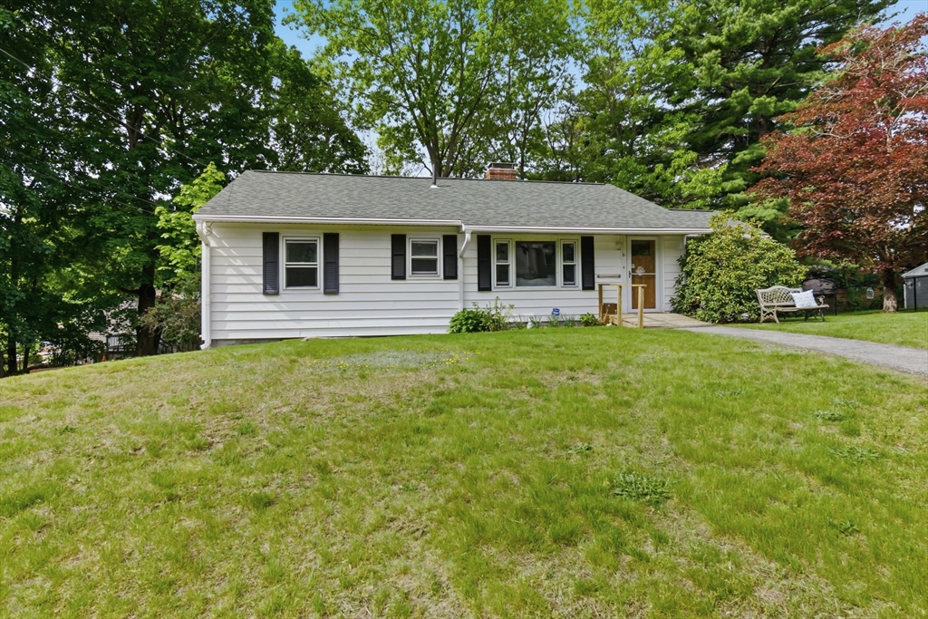 6 Longview Ter