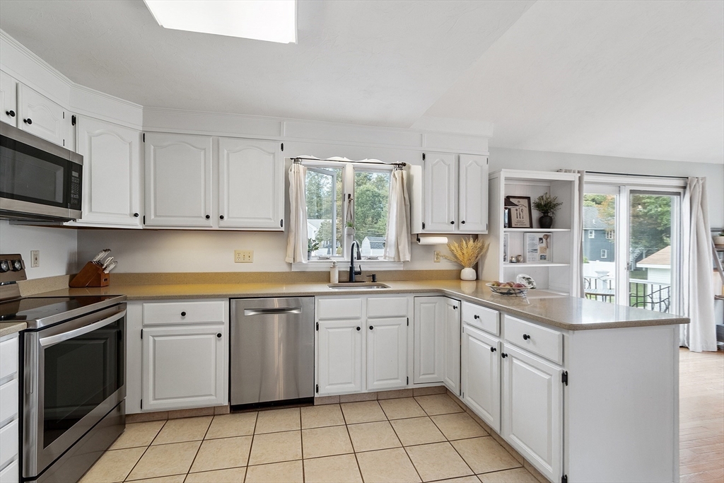 109 Weathervane Dr