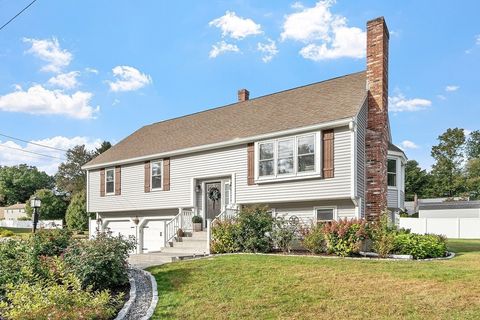109 Weathervane Dr Leominster MA 01453