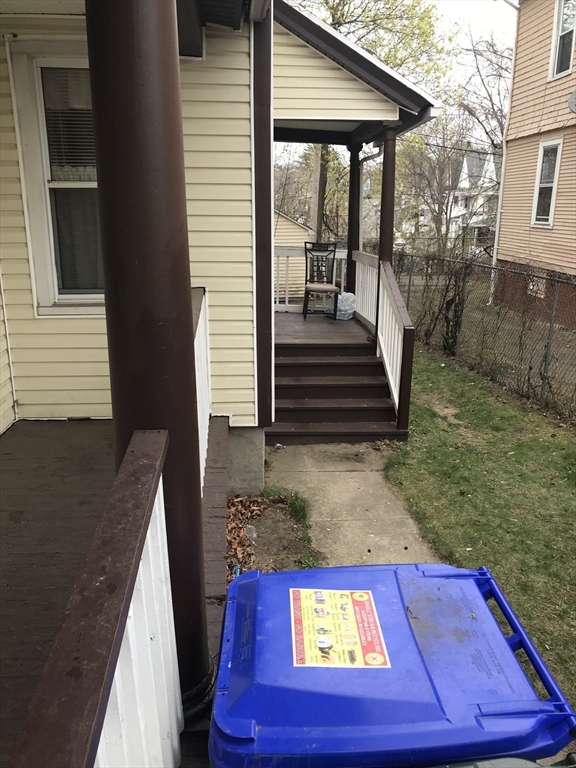 60 Foster St