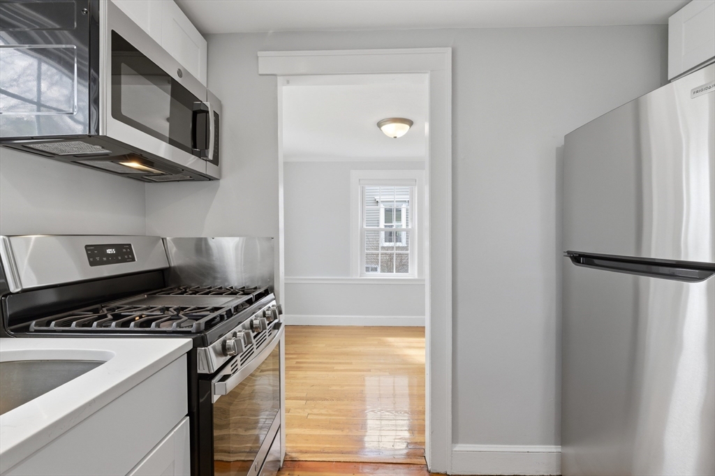 991-993 Massachusetts Ave