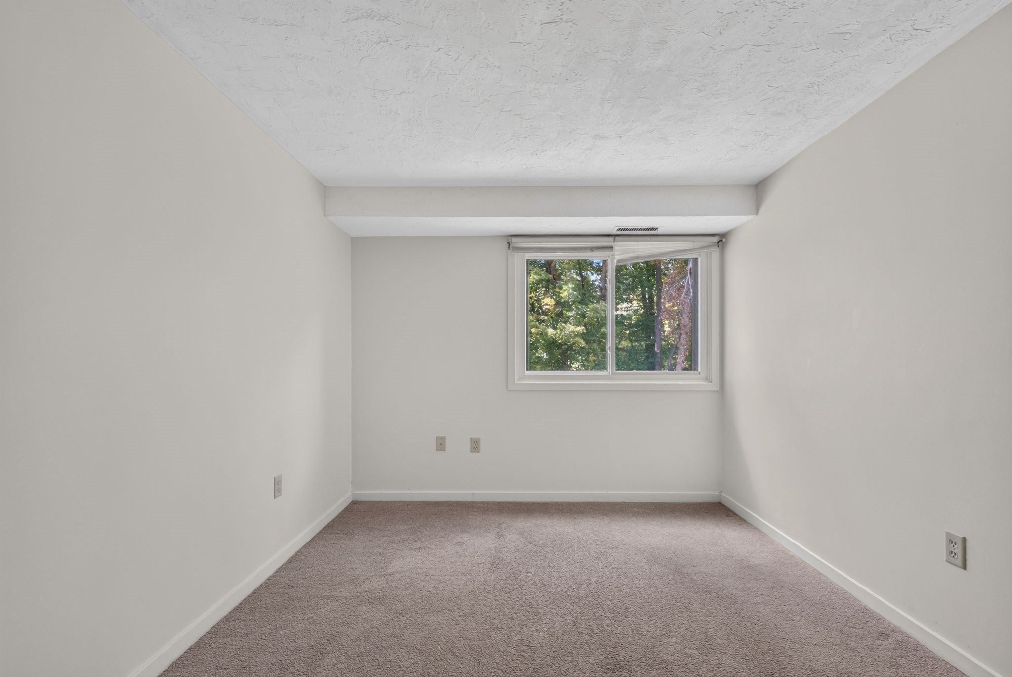 189 Littleton Rd #15, Chelmsford, MA Photo #21