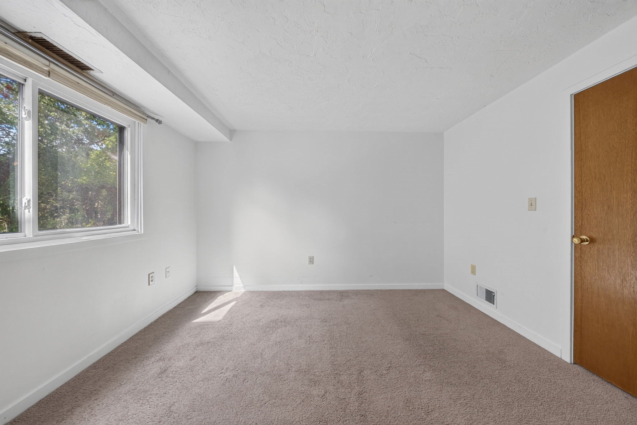 189 Littleton Rd #15, Chelmsford, MA Photo #24