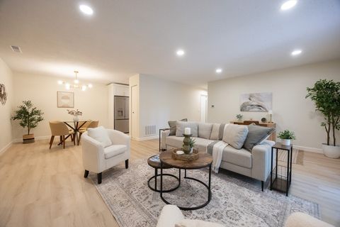 3 Thayer Pond 11 Oxford MA 01537